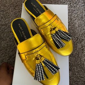 Woman Kurt Geiger slide!